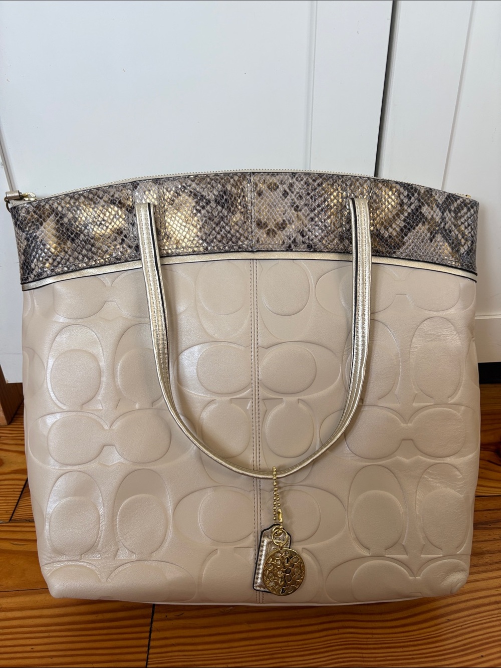 Coach Laura Embossed Exotic Python Tote NWT White Gold